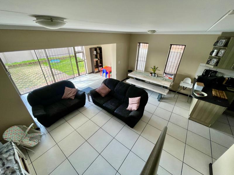 To Let 3 Bedroom Property for Rent in Protea Heights Western Cape